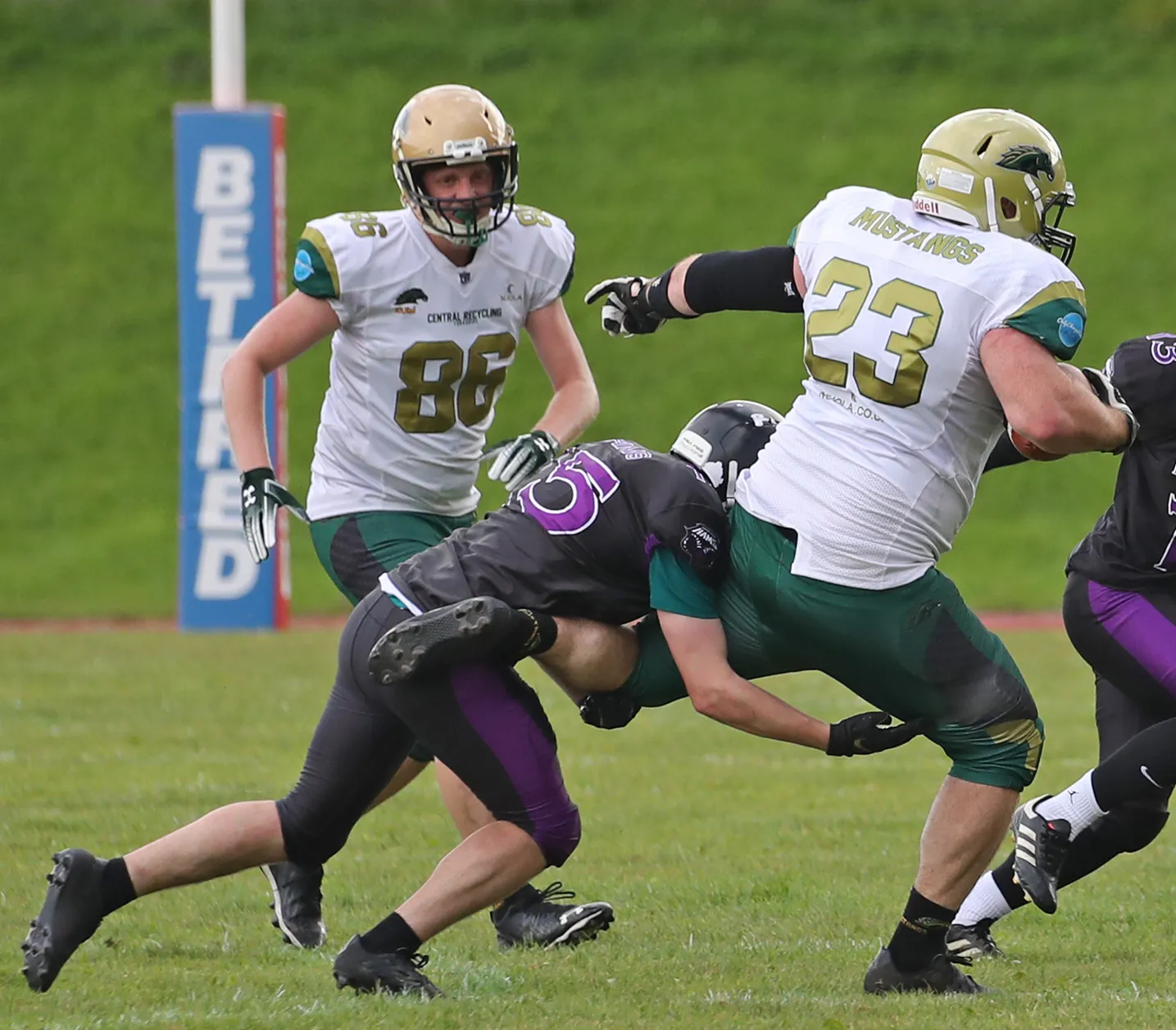 Matthew Wilkinson makes a tackle